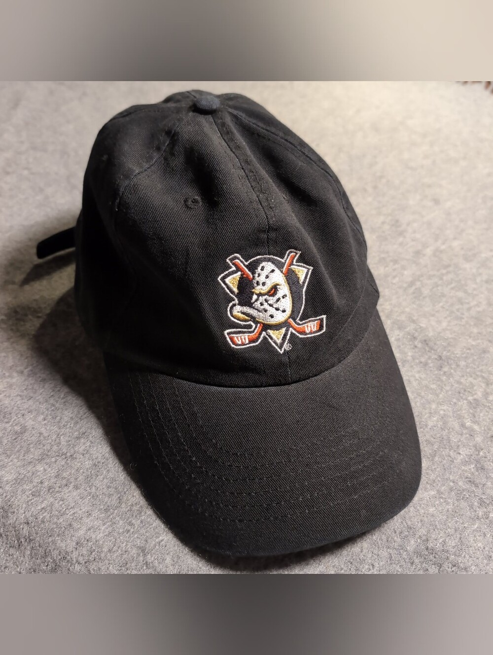 Anaheim Mighty Ducks Hat Strapback Baseball Cap Black Embroidered Logo Apollo US